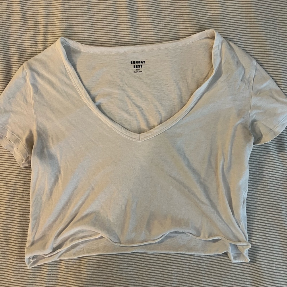 Aritzia Sunday best cropped tee